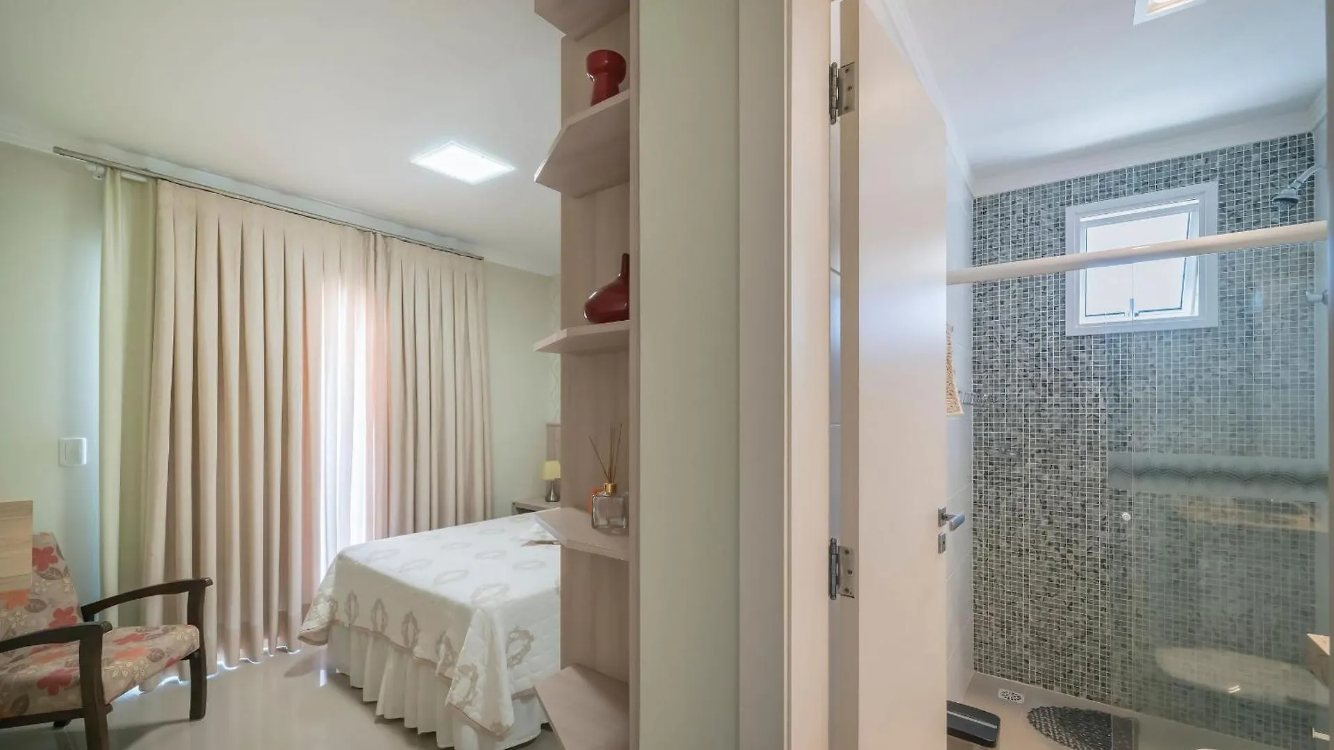 A48 - Acropole Appartement Bombinhas Brazilië